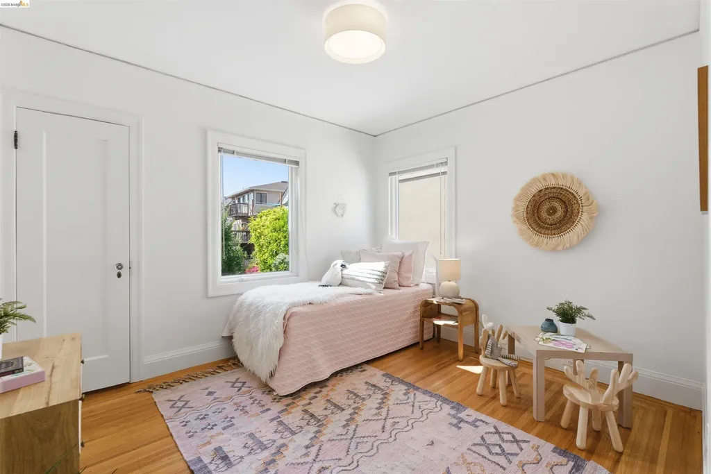 4021 Waterhouse Oakland CA 94602