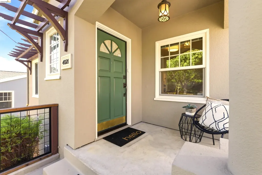 4021 Waterhouse Oakland CA 94602