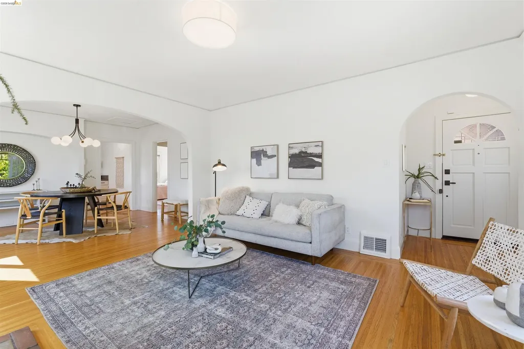 4021 Waterhouse Oakland CA 94602