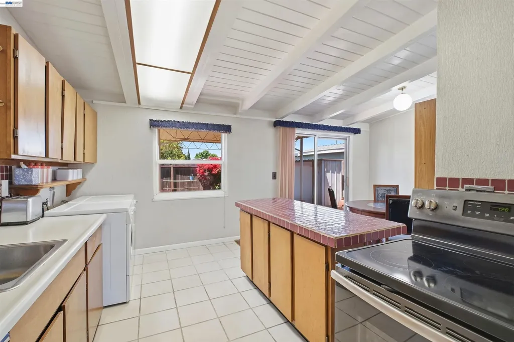4311 Cahill Street Fremont CA 94538