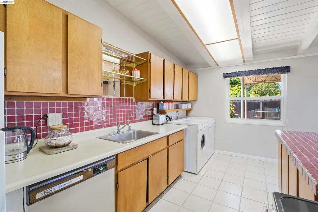 4311 Cahill Street Fremont CA 94538