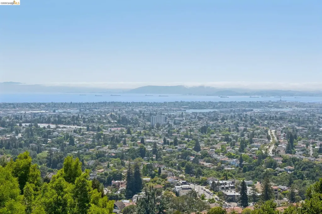 1901 Melvin Road Oakland CA 94602