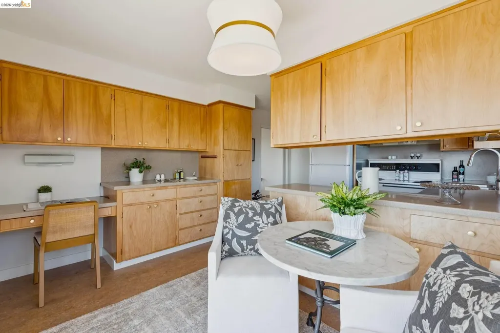 1901 Melvin Road Oakland CA 94602