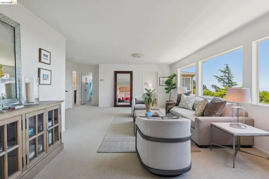 1901 Melvin Road Oakland CA 94602