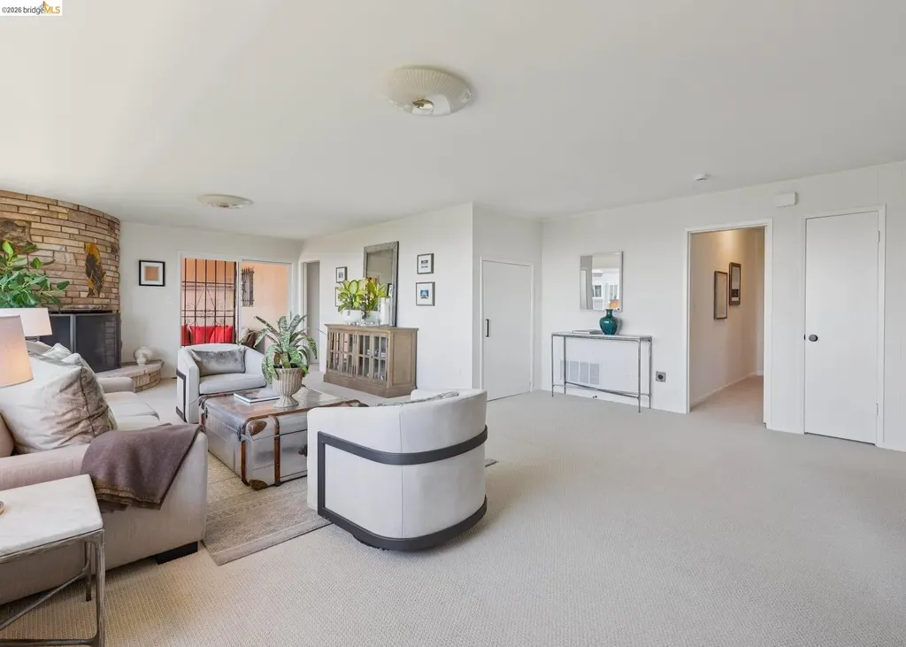 1901 Melvin Road Oakland CA 94602