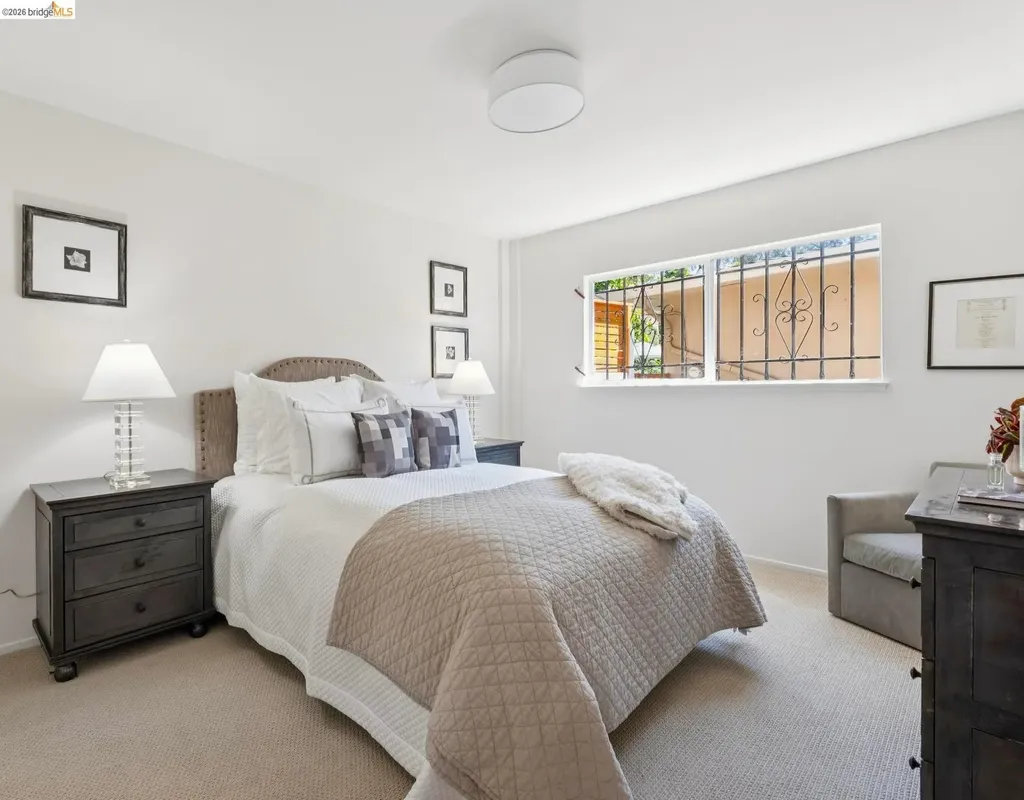 1901 Melvin Road Oakland CA 94602