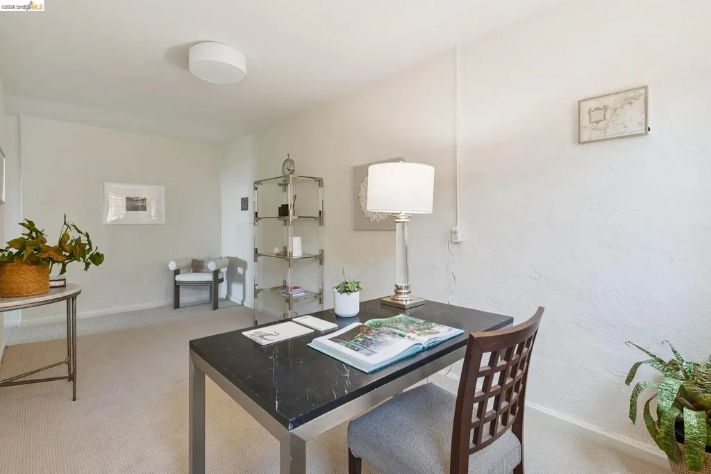 1901 Melvin Road Oakland CA 94602