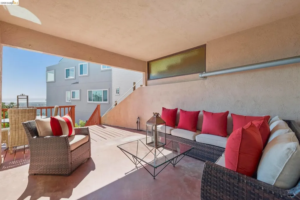 1901 Melvin Road Oakland CA 94602