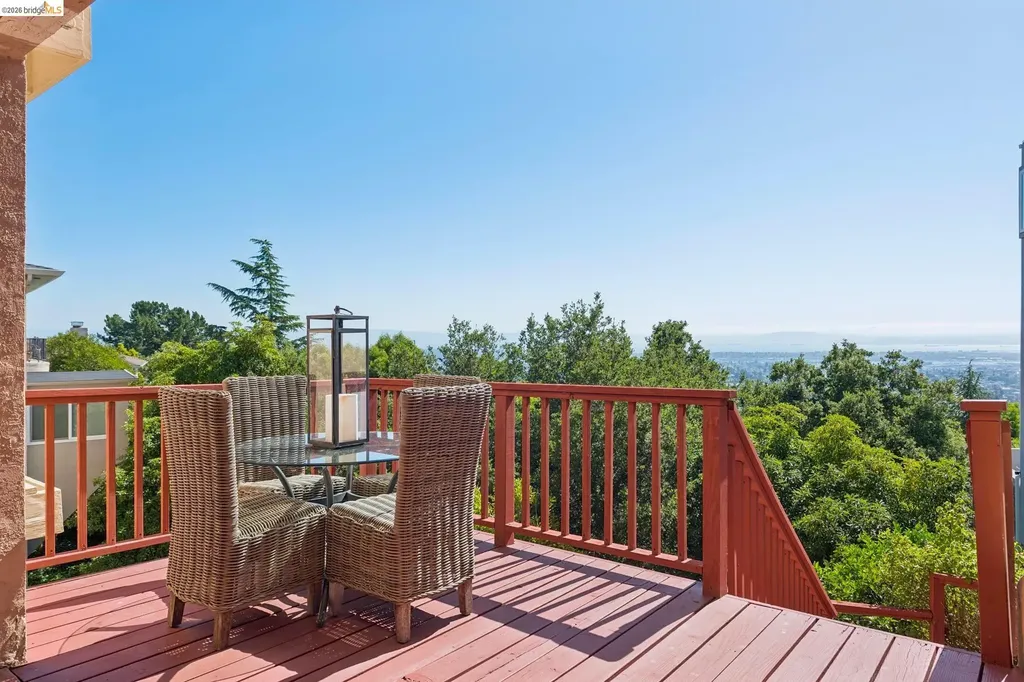 1901 Melvin Road Oakland CA 94602
