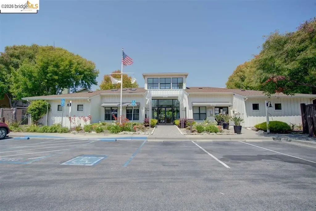 91 Schooner Court Richmond CA 94804