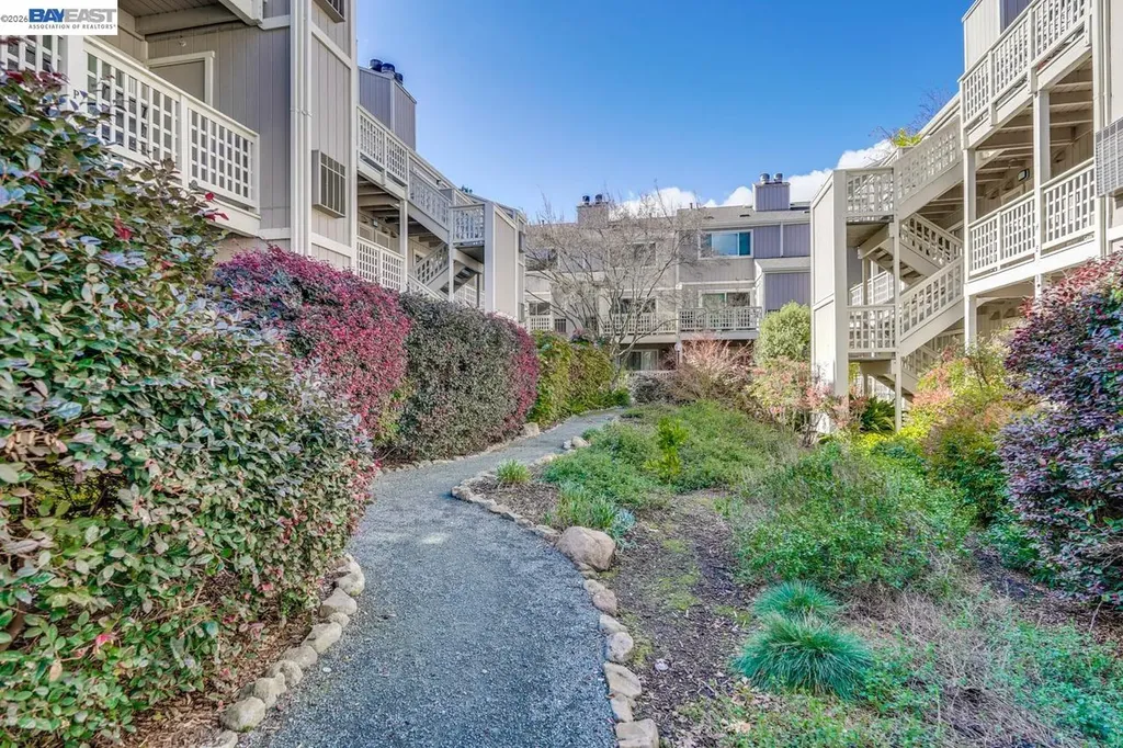2709 Oak Road Walnut Creek CA 94597