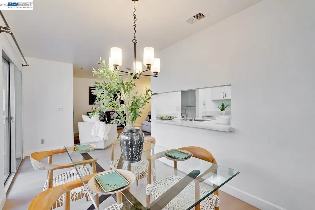 2709 Oak Road Walnut Creek CA 94597