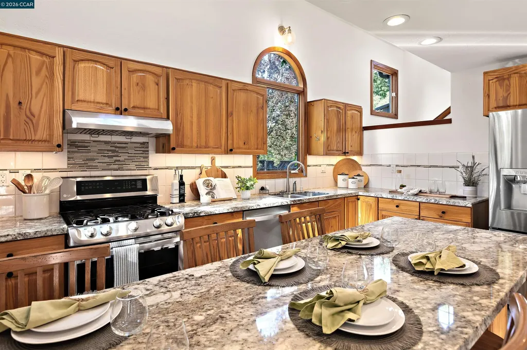 1301 Dewing Lane Walnut Creek CA 94595