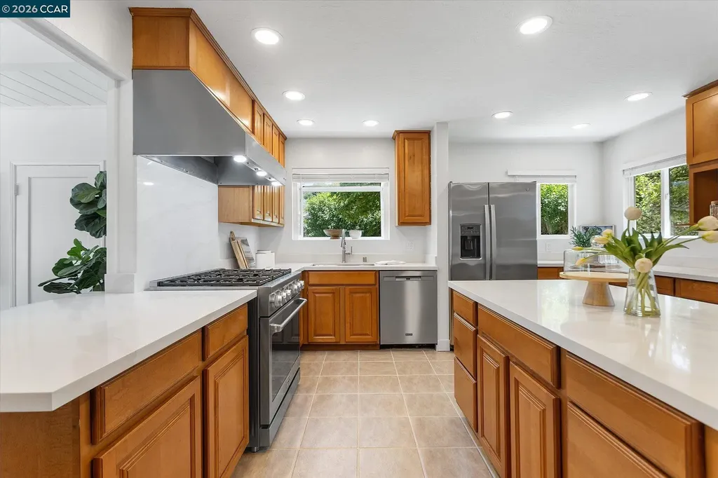 4596 James Avenue Castro Valley CA 94546