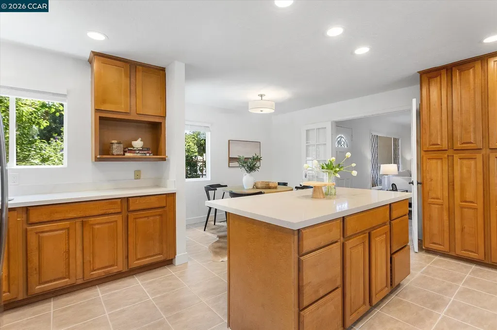 4596 James Avenue Castro Valley CA 94546