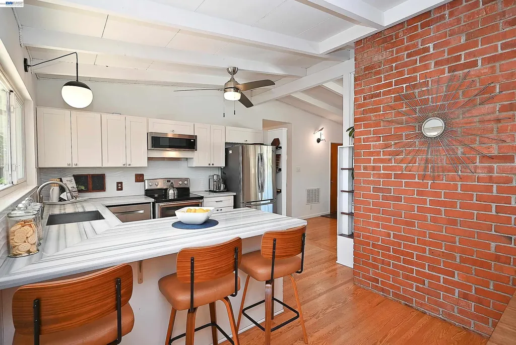 5239 Katrina Court Castro Valley CA 94546