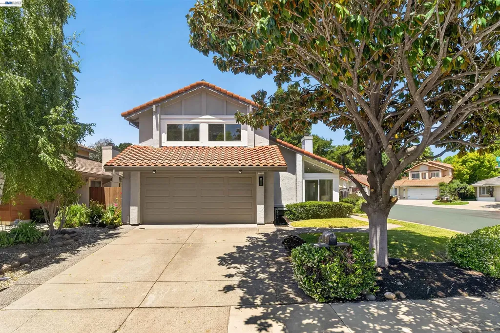 11776 Shadow Drive Dublin CA 94568