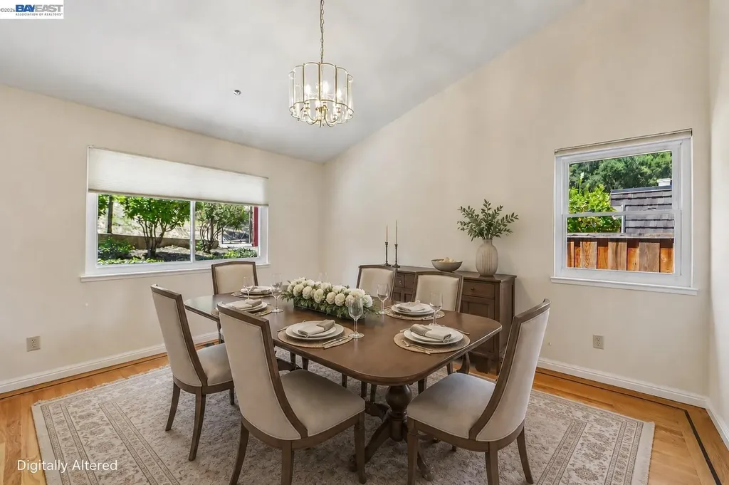 26 Oak Road Orinda CA 94563