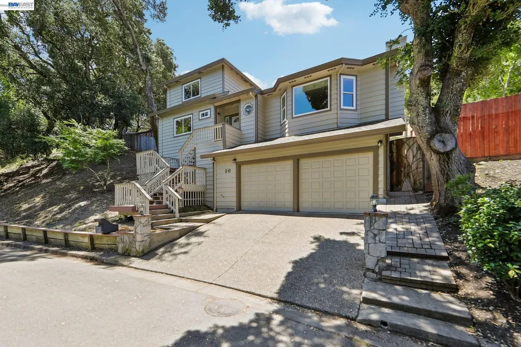 26 Oak Road Orinda CA 94563