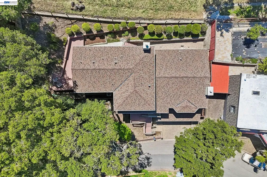 26 Oak Road Orinda CA 94563