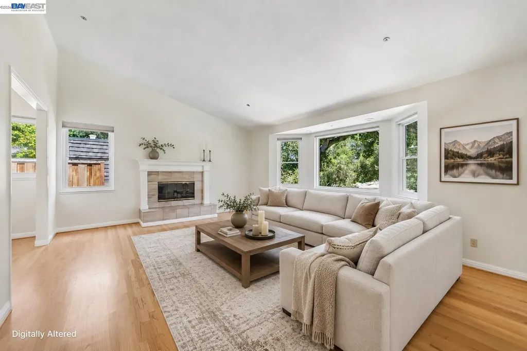 26 Oak Road Orinda CA 94563