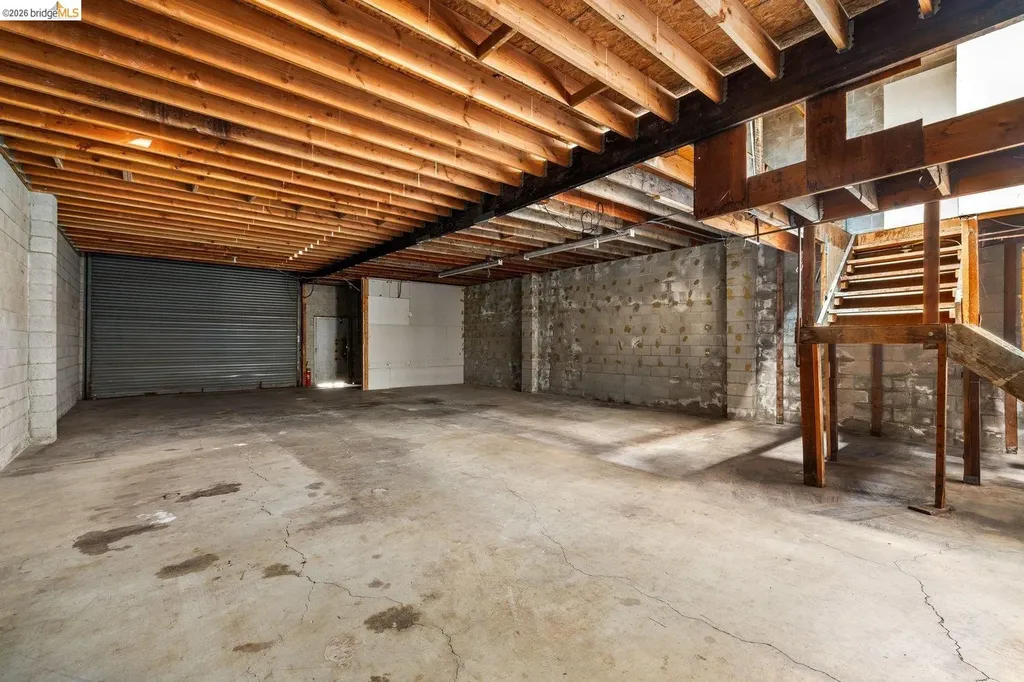 1528 International Boulevard Oakland CA 94606
