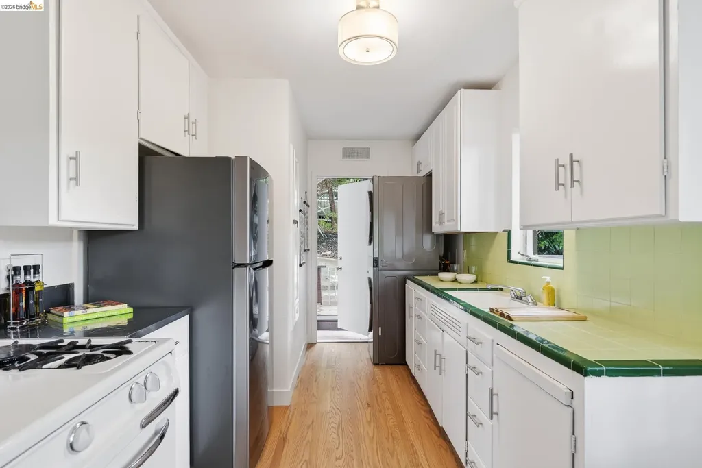 1825 Highland Place Berkeley CA 94709