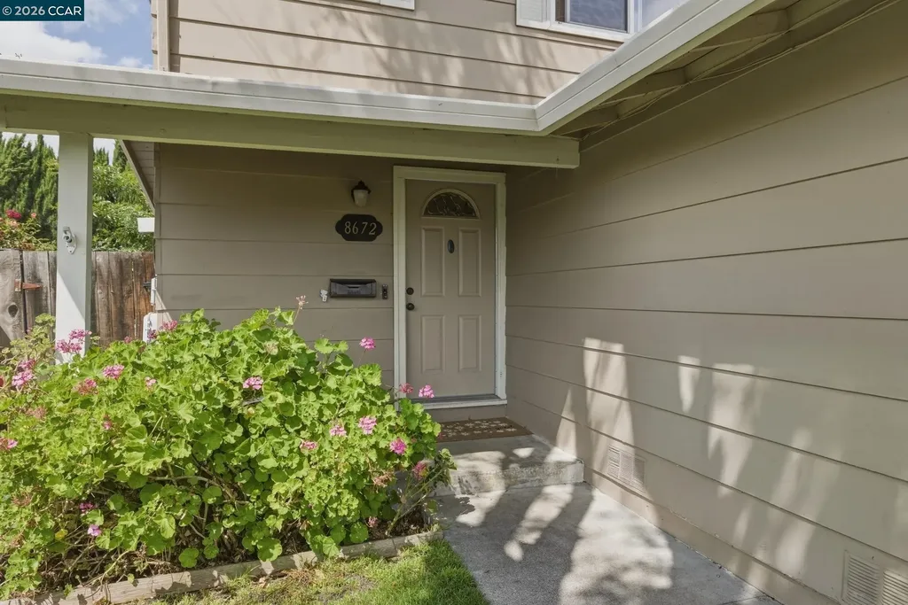 8672-8674 Beverly Lane Dublin CA 94568