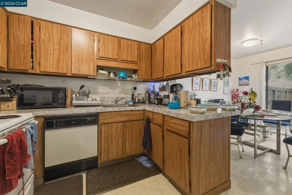 8672-8674 Beverly Lane Dublin CA 94568