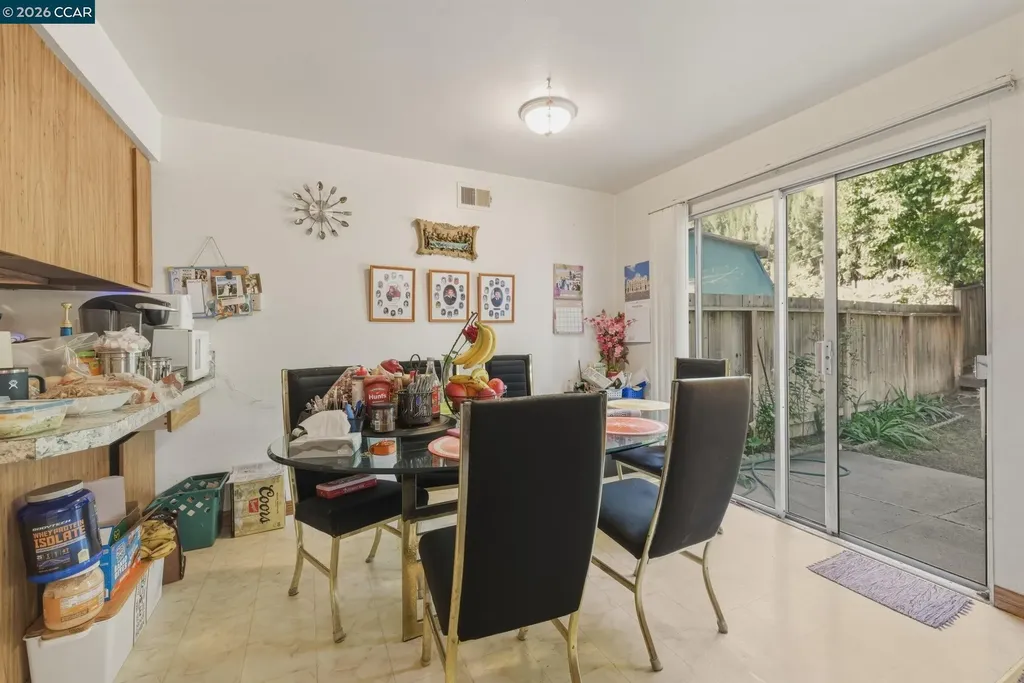 8672-8674 Beverly Lane Dublin CA 94568
