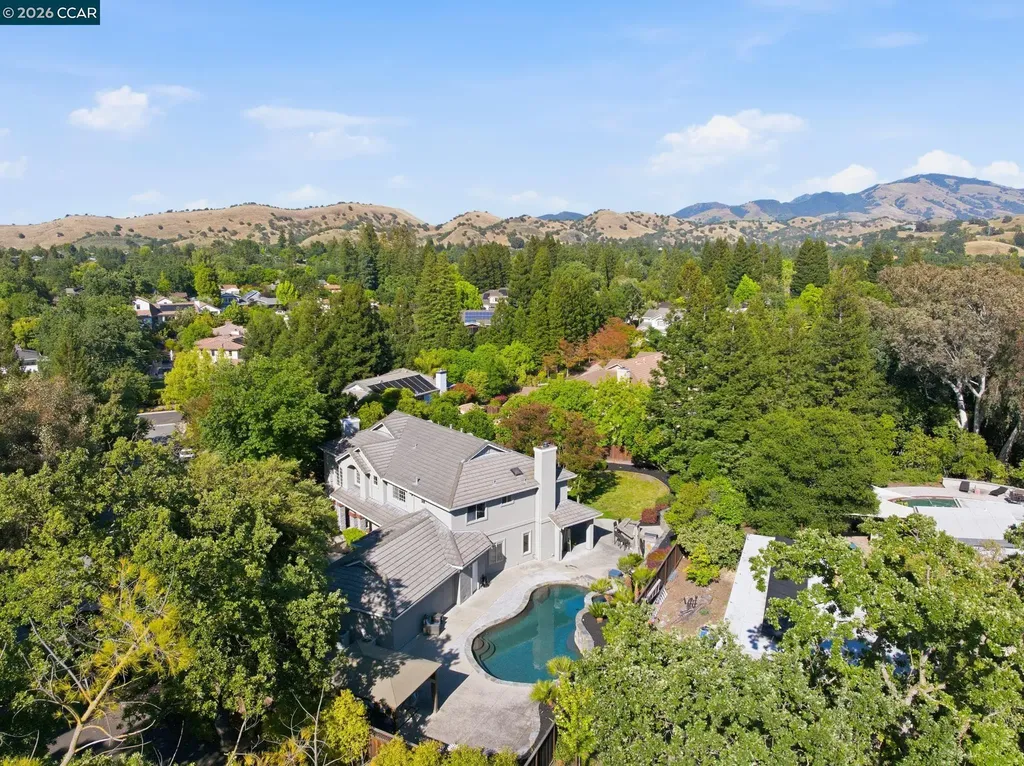 24 Blackwood Court Walnut Creek CA 94596