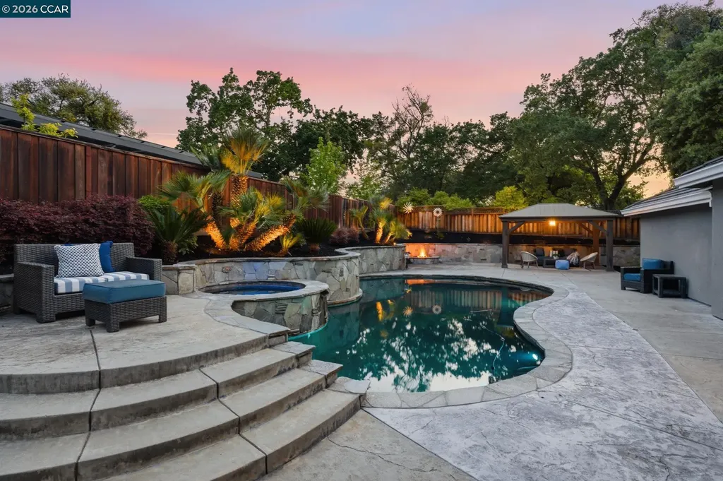 24 Blackwood Court Walnut Creek CA 94596