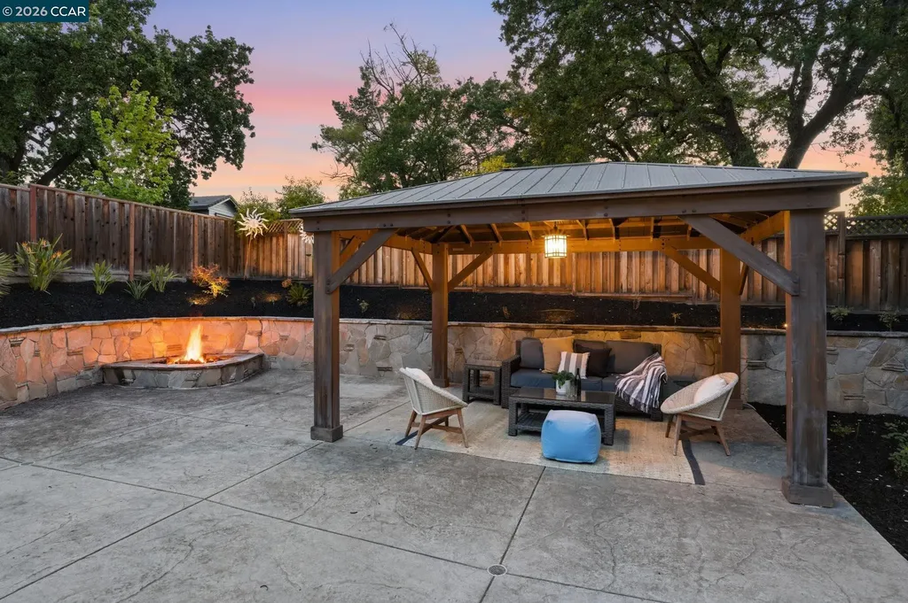 24 Blackwood Court Walnut Creek CA 94596