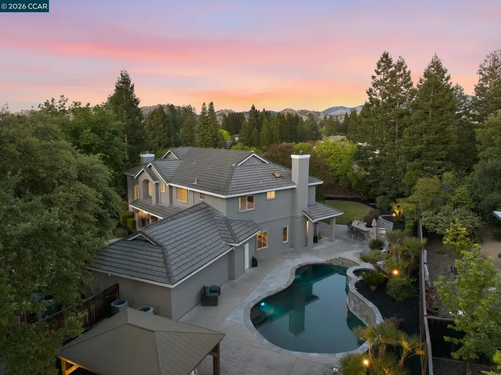 24 Blackwood Court Walnut Creek CA 94596