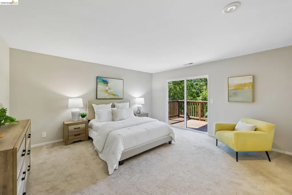 6643 Aitken Drive Oakland CA 94611