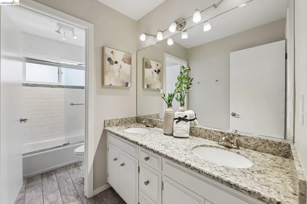 6643 Aitken Drive Oakland CA 94611