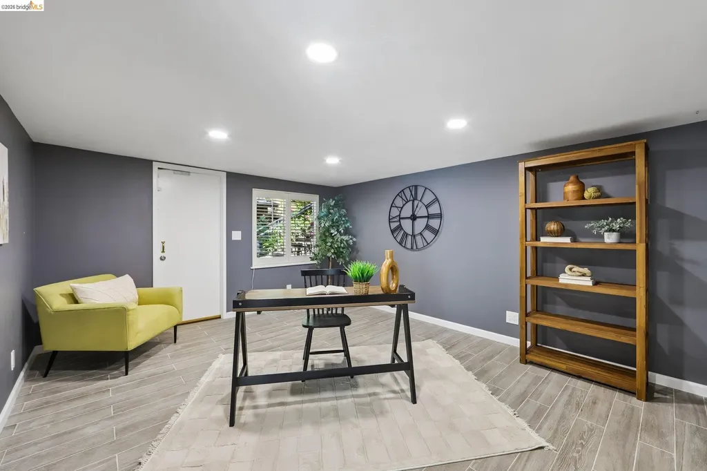 6643 Aitken Drive Oakland CA 94611