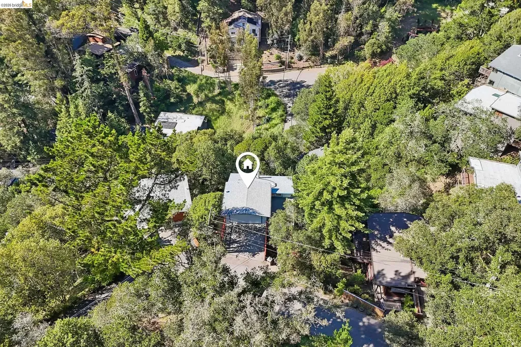 6643 Aitken Drive Oakland CA 94611