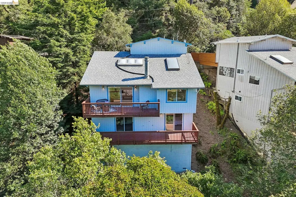6643 Aitken Drive Oakland CA 94611