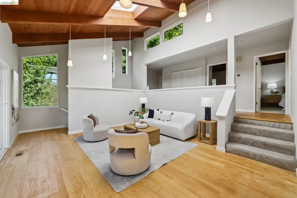 6643 Aitken Drive Oakland CA 94611