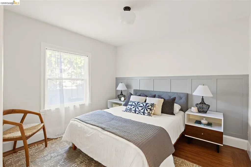 2736 Bartlett Street Oakland CA 94602