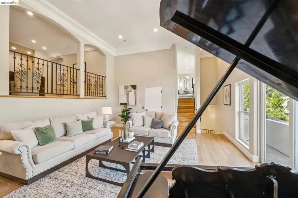 6929 Bristol Drive Berkeley CA 94705