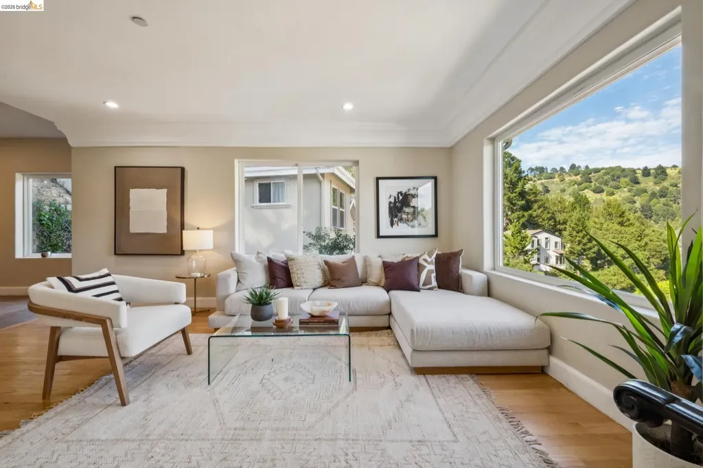6929 Bristol Drive Berkeley CA 94705