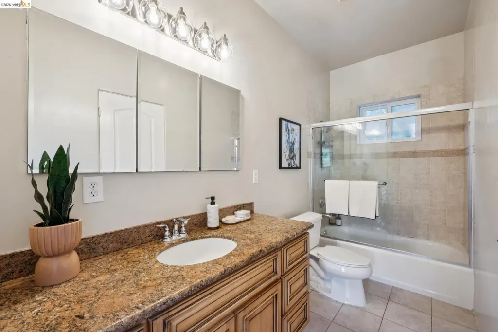 6929 Bristol Drive Berkeley CA 94705