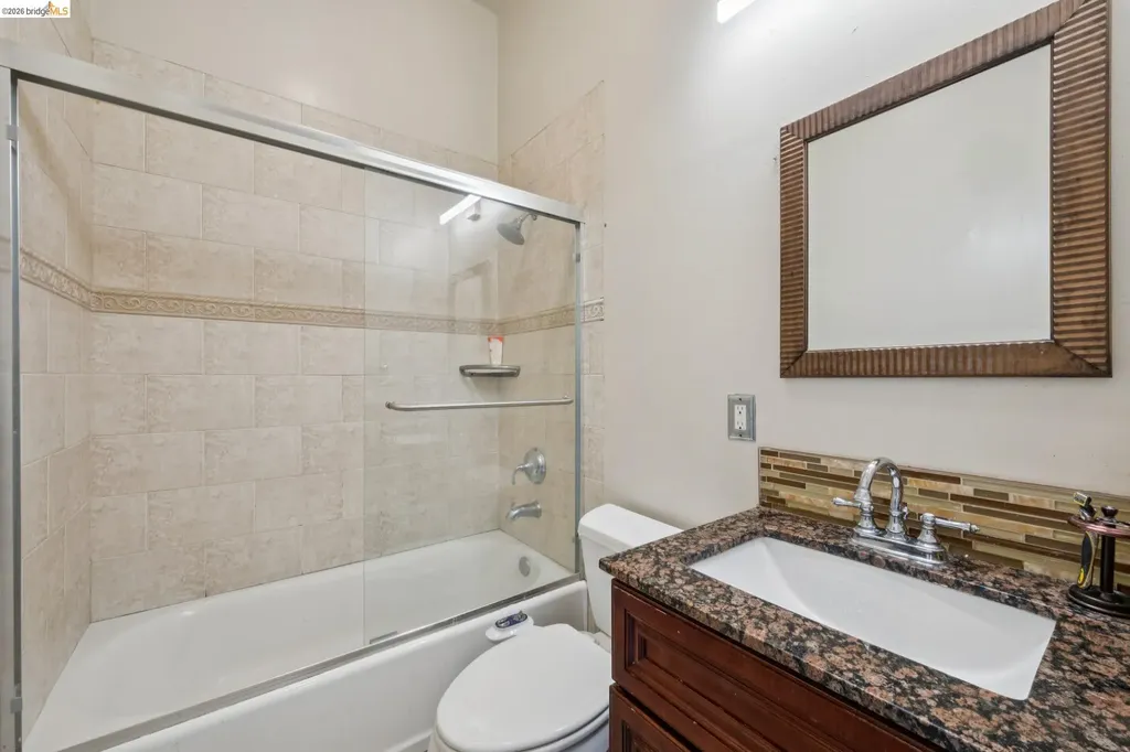 6929 Bristol Drive Berkeley CA 94705
