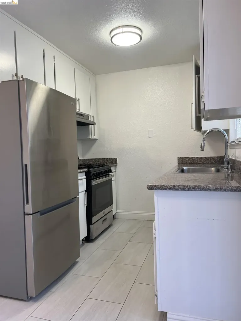 5773 Martin Luther King Jr Way Oakland CA 94608