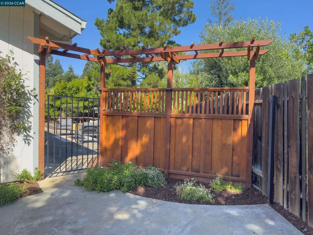 1671 Dugan Court Concord CA 94521