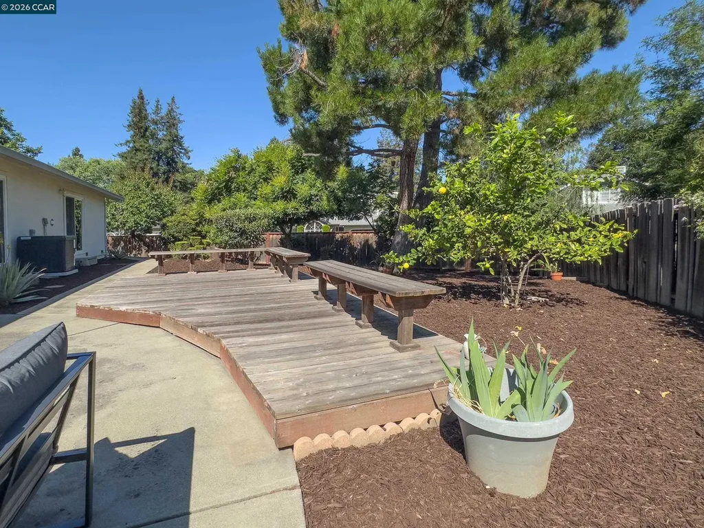 1671 Dugan Court Concord CA 94521
