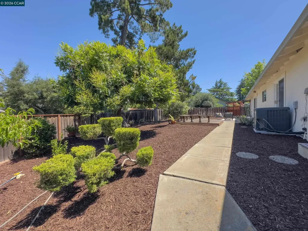 1671 Dugan Court Concord CA 94521
