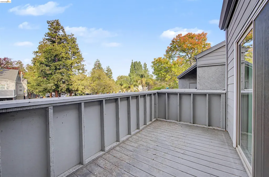 222 Piedmont Lane Pittsburg CA 94565
